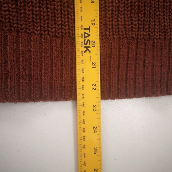 Wild Skye Ladies Rust Color V-neck Chenille Sweater - Picture 10 of 10